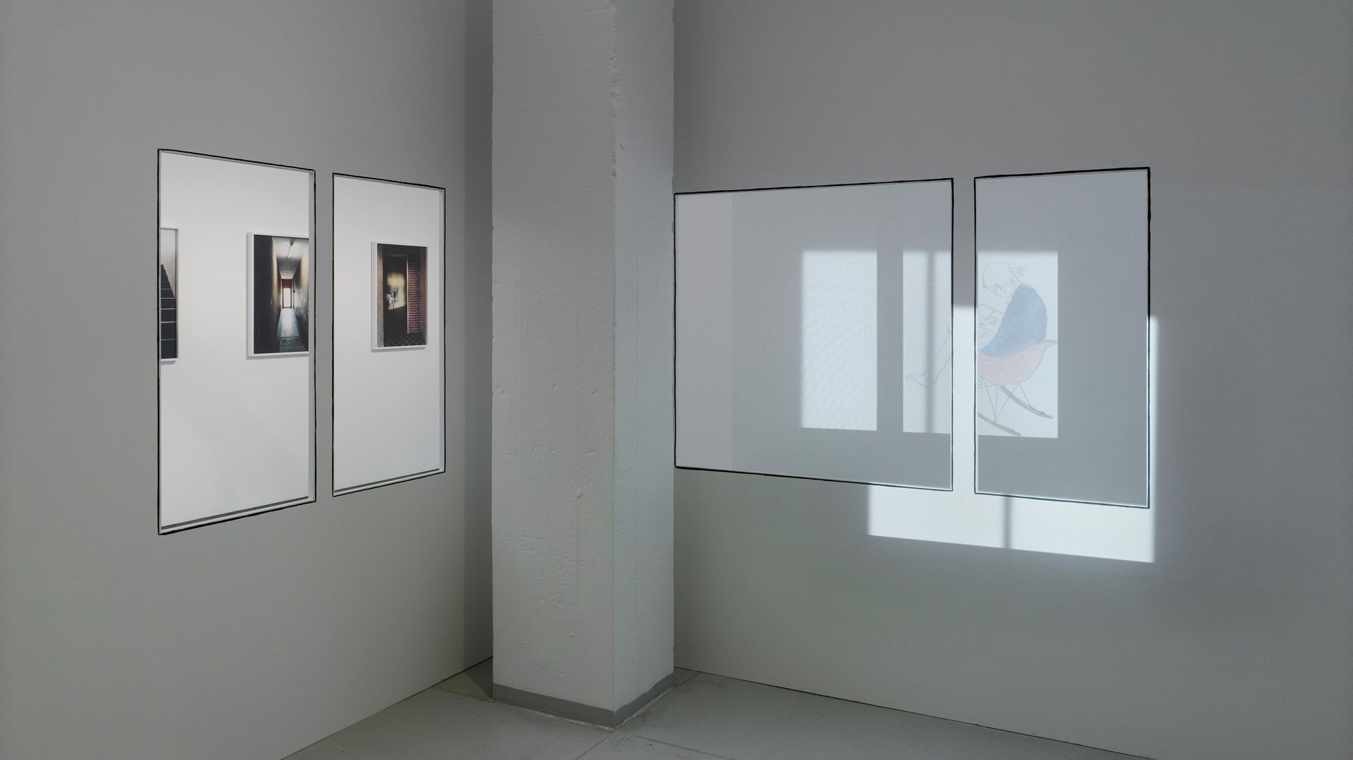 Installationsansicht HOMEBASE, KAI 10 / Arthena Foundation, Düsseldorf 2016, Zilla Leutenegger, FLAT Installation, 2015-2016